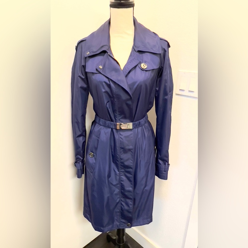 New without tag Burberry nylon purplish blue long trench coat with belt size 6